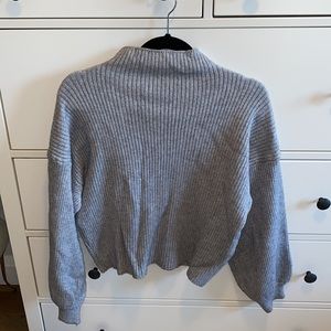 Oversized grey knit sweater